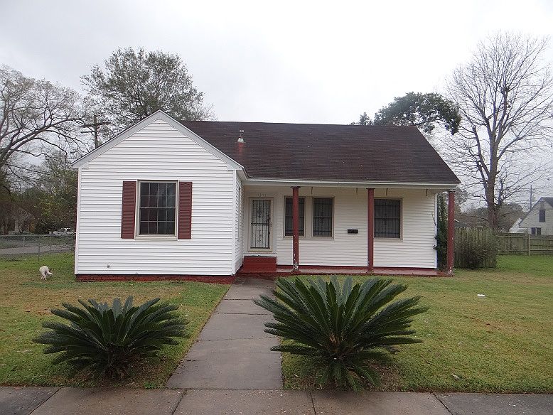 1st image of 1305 Pipkin St