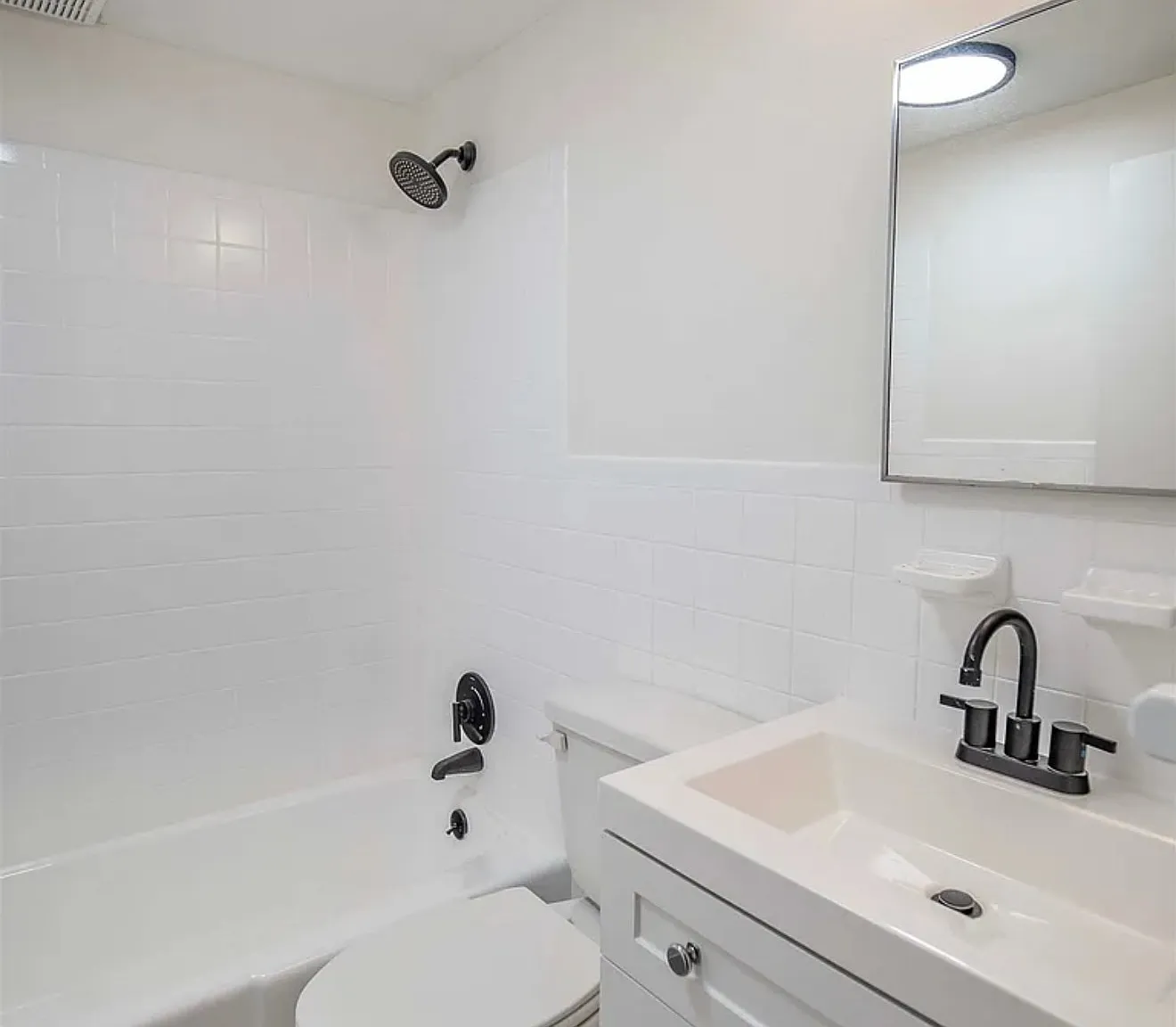 2 bed, 1.0 bath, 850 sqft, $2,100 — Photo 4