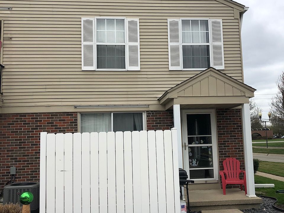 2nd image of 24006 Meadow Bridge Dr