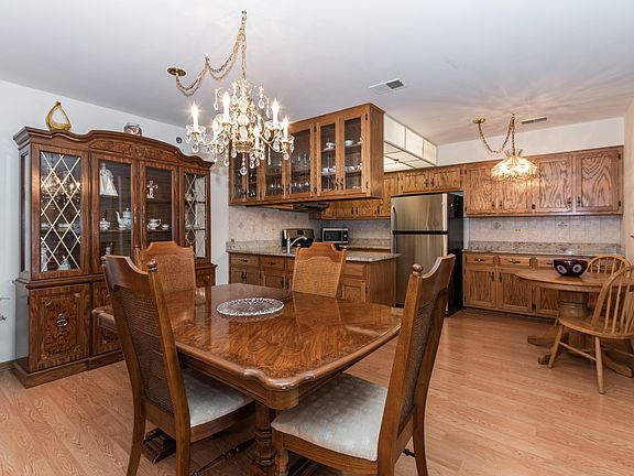5th image of 10320 S Central Ave #302