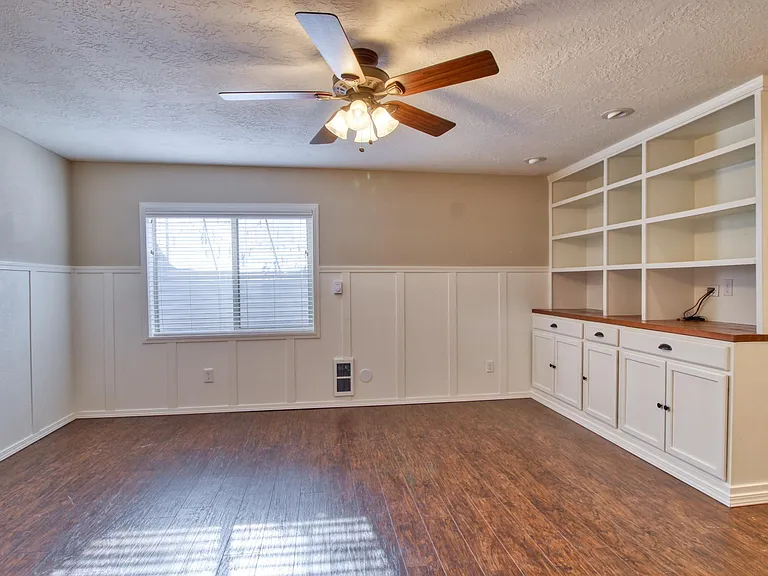 211 W Cooper Ave — Photo 21