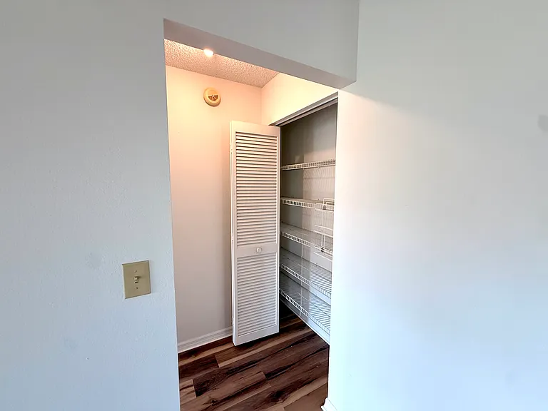 7830 Becket St — Photo 25
