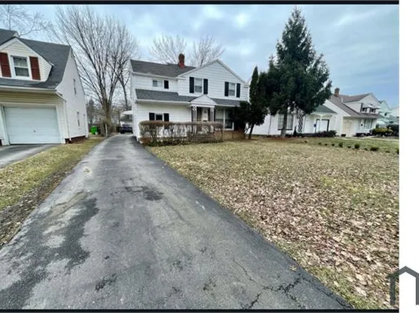 19909 Shakerwood Rd, Warrensville Heights, OH 44122