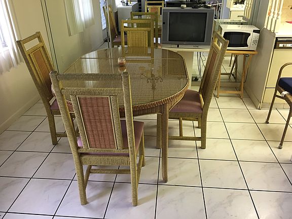 Dinning table