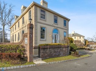10 Sevell Cir, Clark, NJ 07066