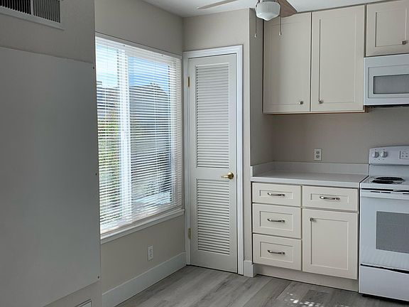 2nd image of 2501 Imola Ave W #208