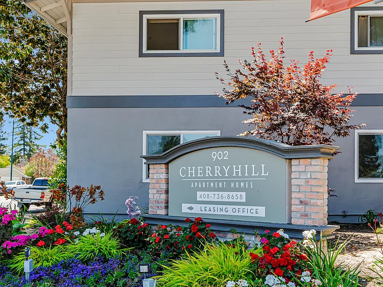 Cherryhill — Photo 16