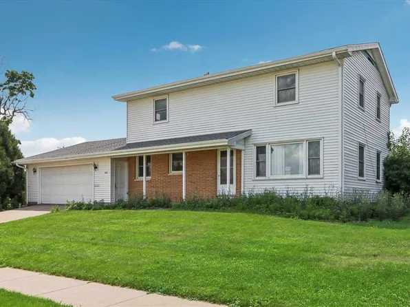 809 18th Ave SW, Cedar Rapids, IA 52404