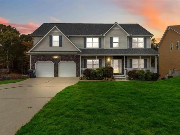 4911 Crinklepoint Ct, Douglasville, GA 30134