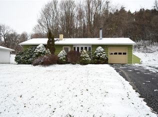 123 Barclay Rd, Camillus, NY 13031