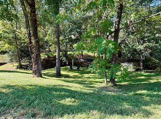14 Market St, Franklin, NC 28734