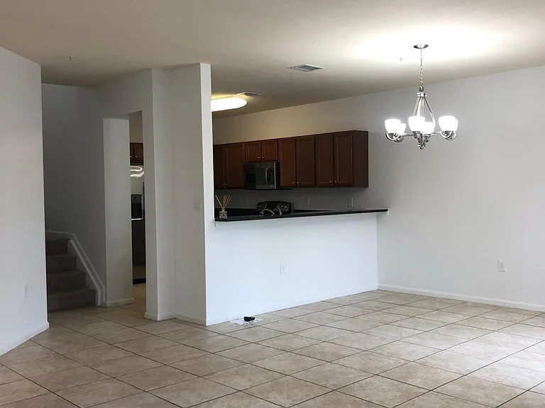 8800 NW 97th Ave #200 — Photo 10