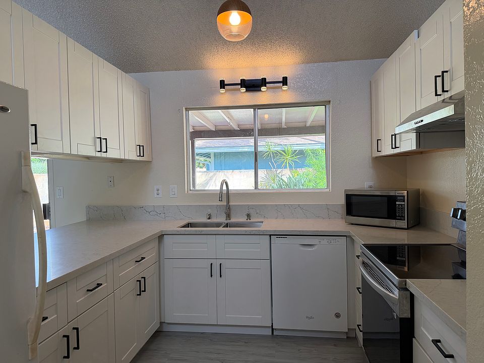 1st image of 94-505 Kealakaa St