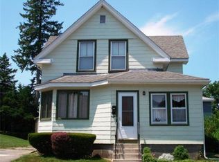 126 Delmont Ave, Worcester, MA 01604