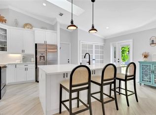 1151 Jardin Dr, Naples, FL 34104