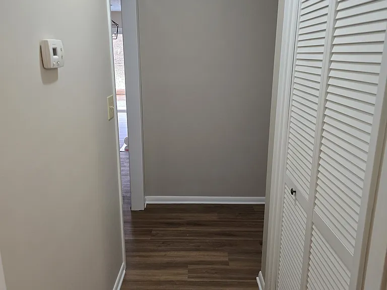112 Glassboro Dr — Photo 9