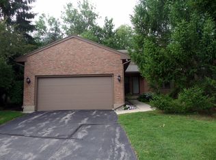 2394 Emerald Lake Dr, East Lansing, MI 48823