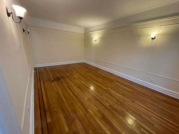 4th image of 42-30 Union St #30C