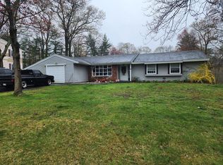 15 Ithica Rd, Brockton, MA 02302