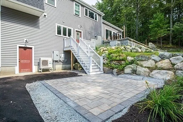 14 Norway Farms Dr #REAR — Photo 30