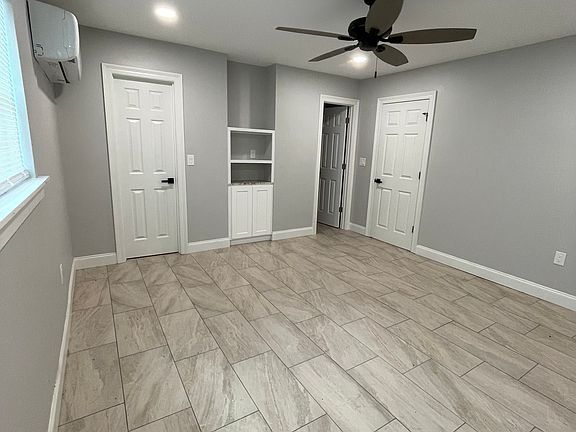 5th image of 2020 S Ringer Ave