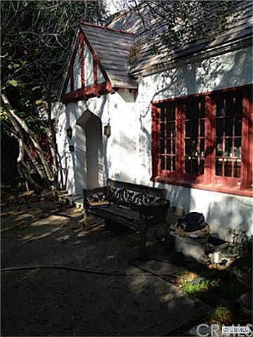 1st image of 969 E Mount Curve Ave