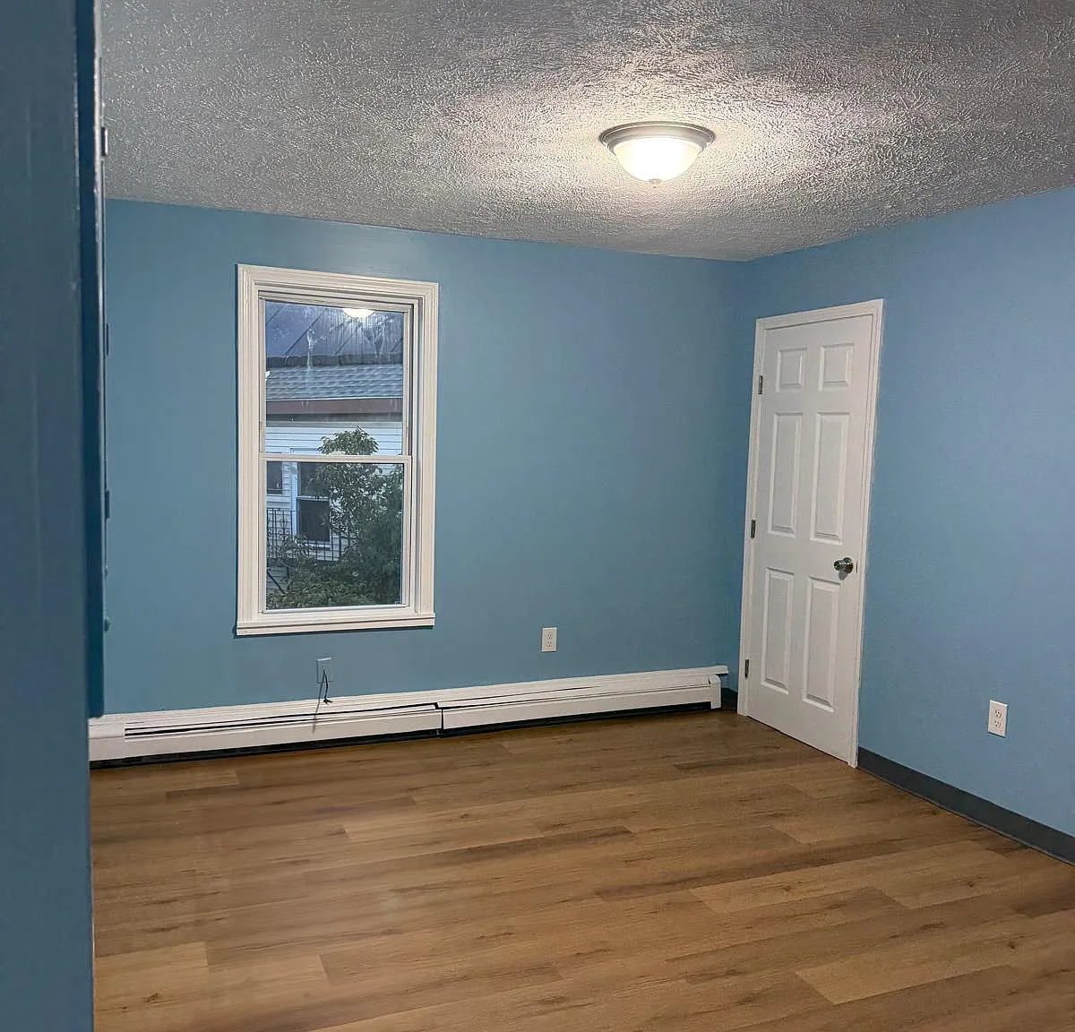 2 bed, 800 sqft, $2,299 — Photo 4