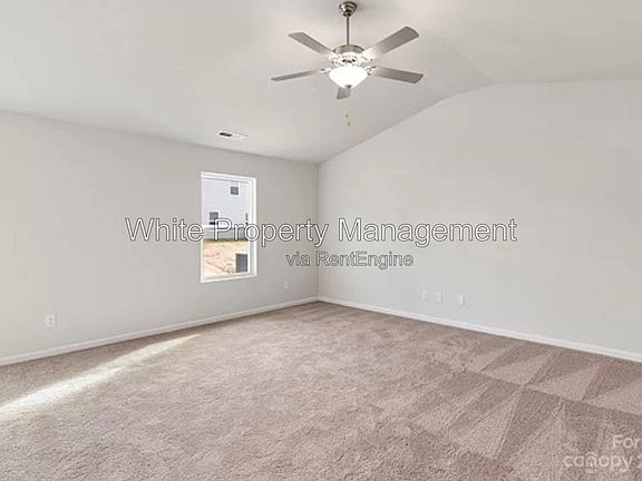 2nd image of 1637 Nia Rd