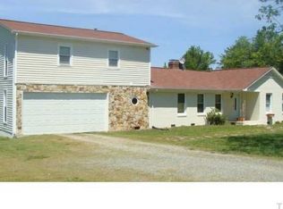 1707 Birchwood Dr, Burlington, NC 27217