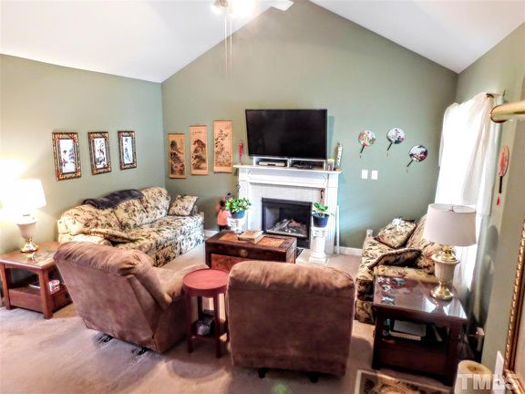 3rd image of 128 Madeline Ct