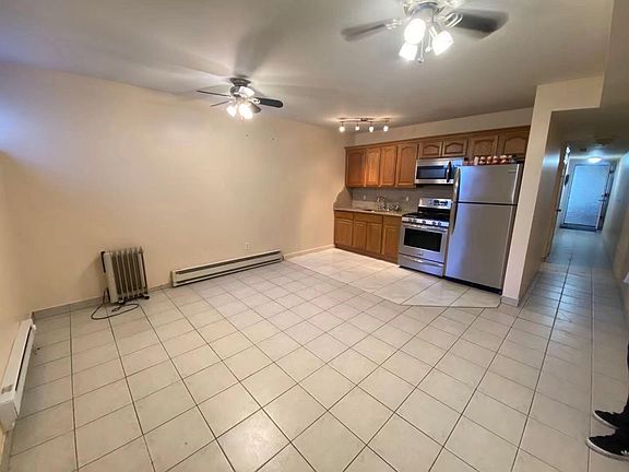 3rd image of 10 Trina Ln #B