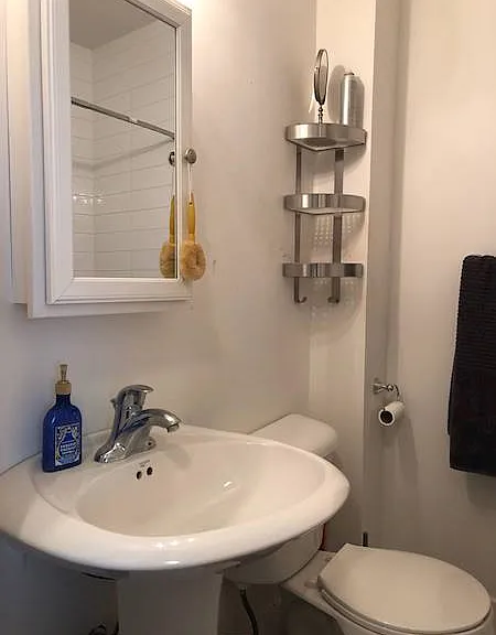 735 King St E #1 — Photo 5