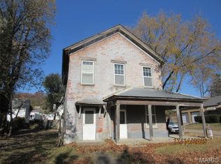 1101 S Carolina St, Louisiana, MO 63353
