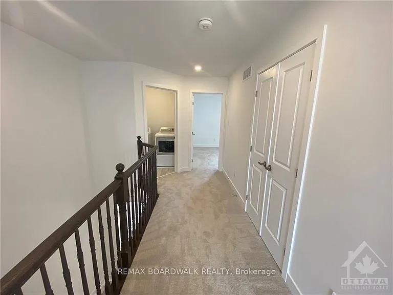 228 Bristol Cres — Photo 11