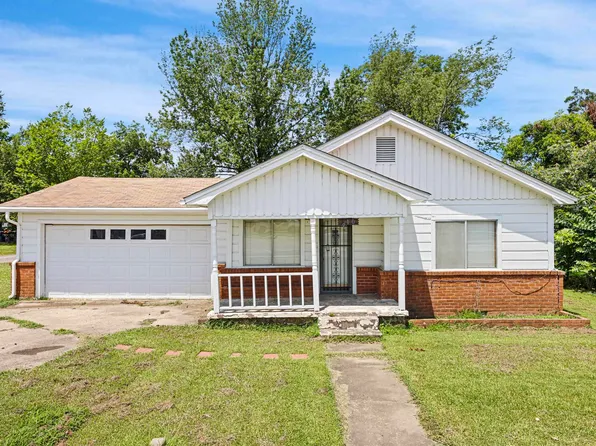 610 S Knoxville Ave, Russellville, AR 72801