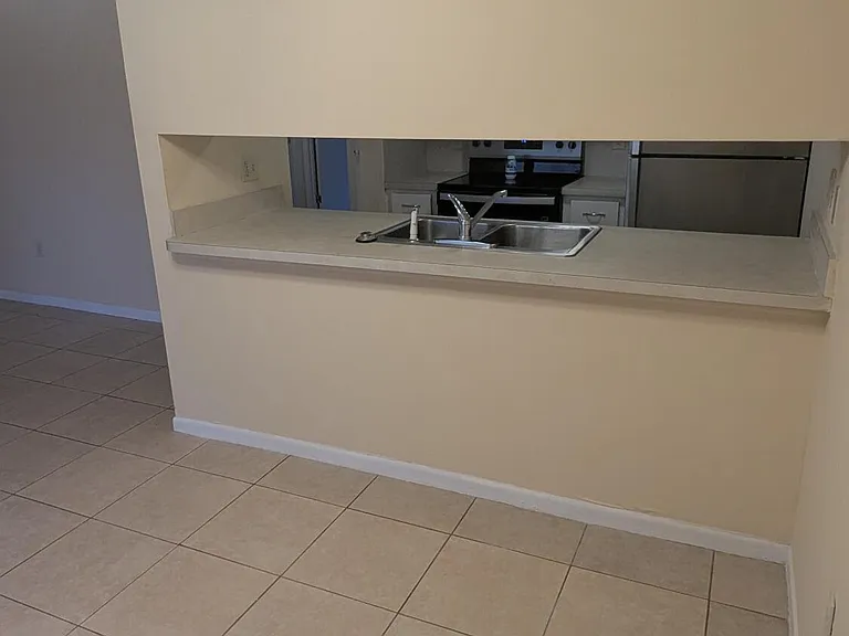 109 San Juan Cir — Photo 6