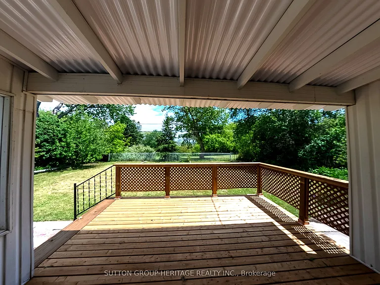 661 Annland St — Photo 21