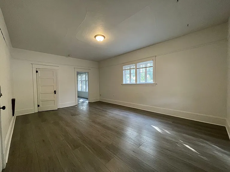 518 G Street Apartments! — Photo 3
