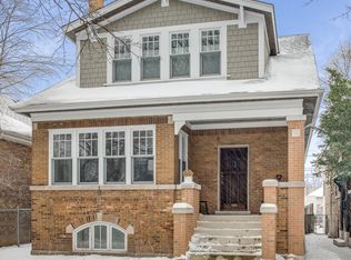 2954 W Eastwood Ave, Chicago, IL 60625