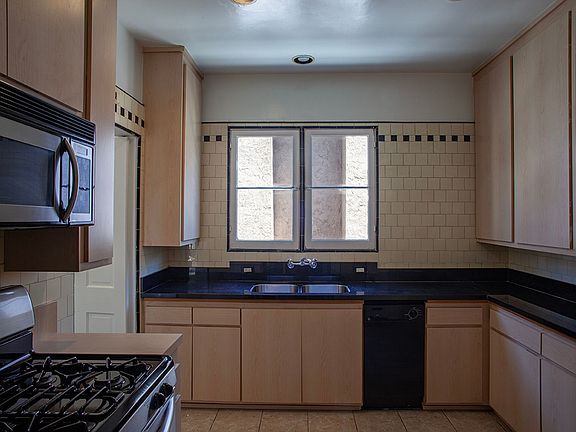 5th image of 1250 N Flores Ave