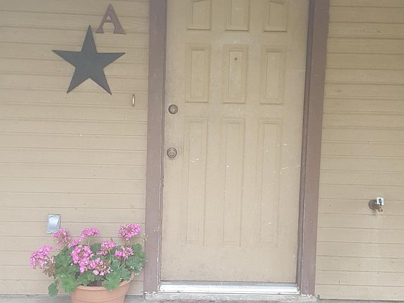 2nd image of 413 Faris St #A