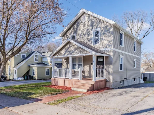 7 Orchard St, Fairport, NY 14450