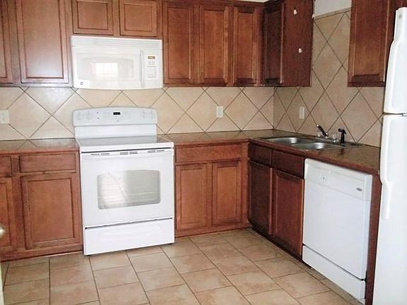 5th image of 905 Yi Dr #A