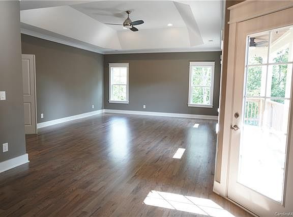 5th image of 14104 Varsovie Ct