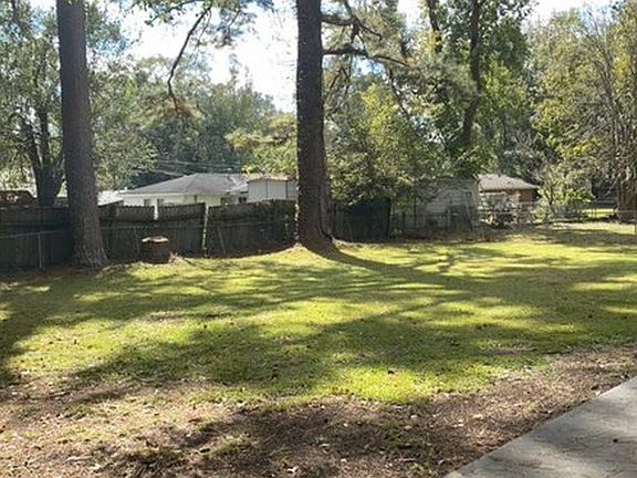 3rd image of 109 Sherwood Dr