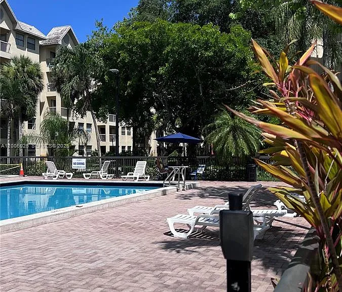 8290 Lake Dr #108 — Photo 49