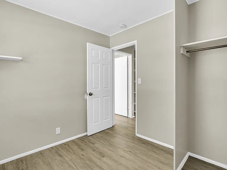 1101 N McKinley Ave — Photo 19