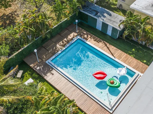 620 SW 22nd Rd, Miami, FL 33129