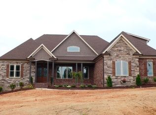 7615 Braelands Dr, Summerfield, NC 27358