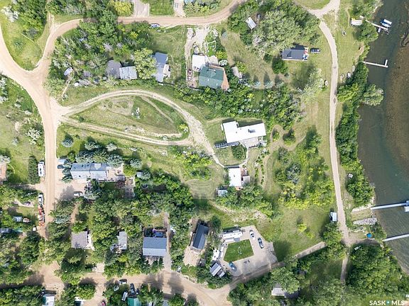 3rd image of 120 North Haven DRIVE